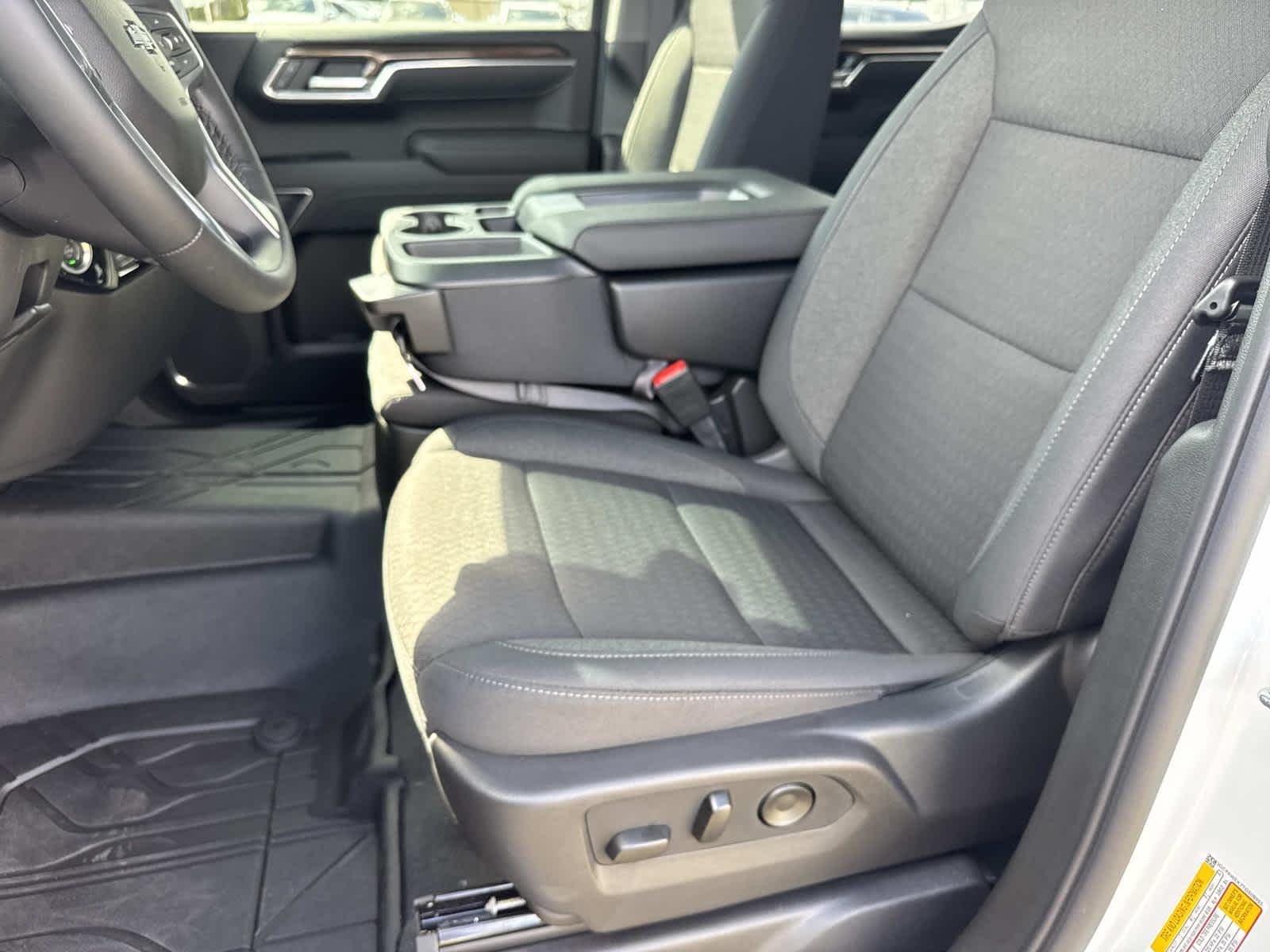 2026 Chevrolet Silverado 1500 RST - Photo 11