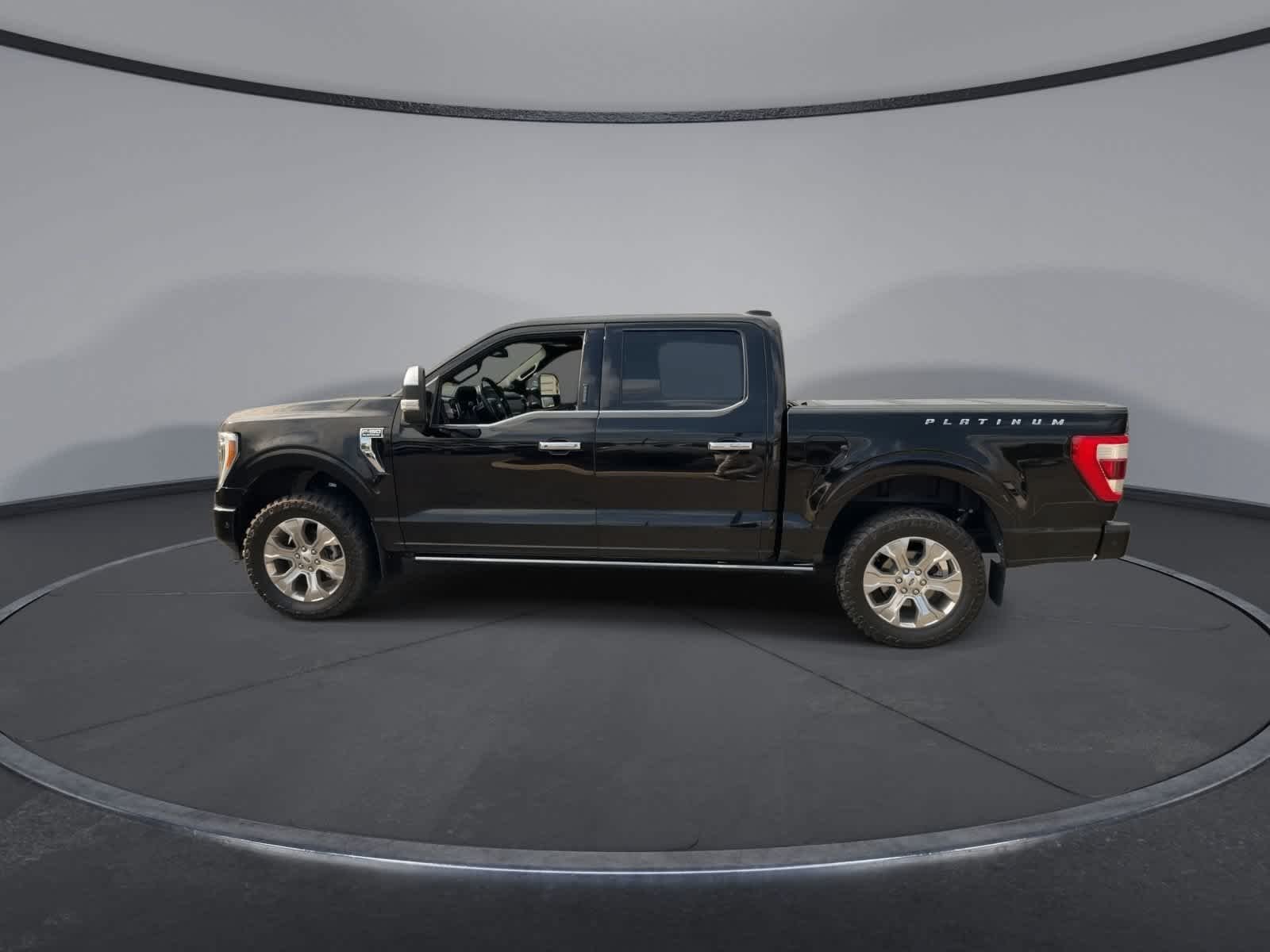 Used 2022 Agate Black Metallic Ford Platinum image 5