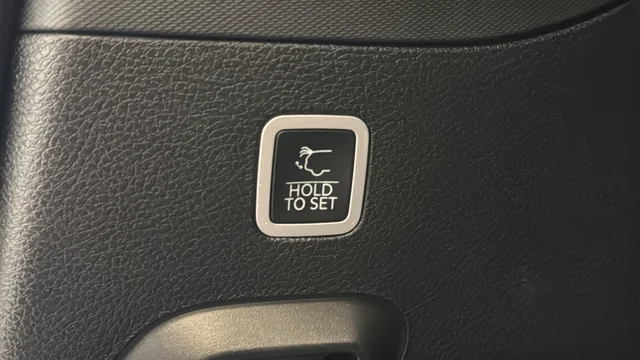 Used 2023 Diamond Black Jeep Series III image 31