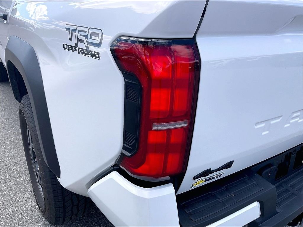 Used 2025 Ice Toyota TRD Off Road image 31