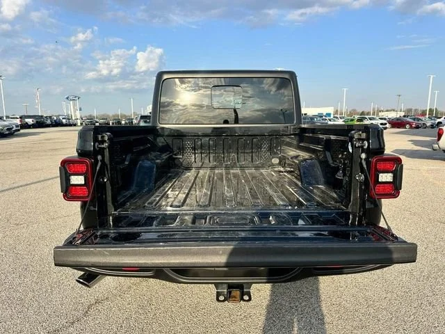 Used 2023 Black Jeep Rubicon 4x4 image 5
