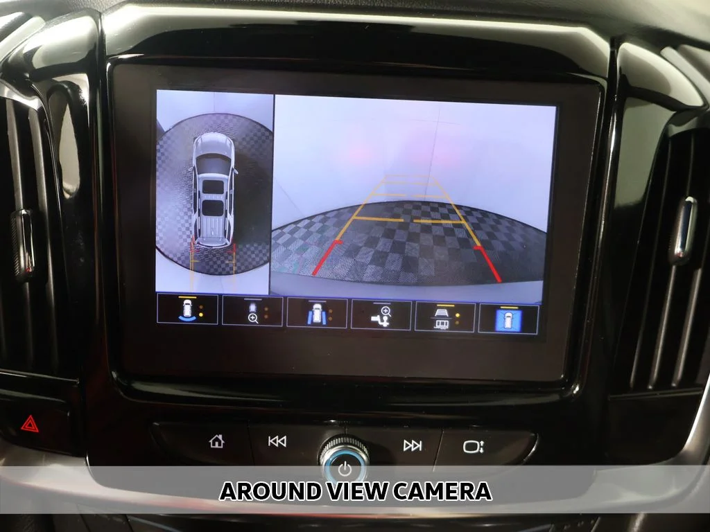Used 2023 Gray Chevrolet Premier image 6