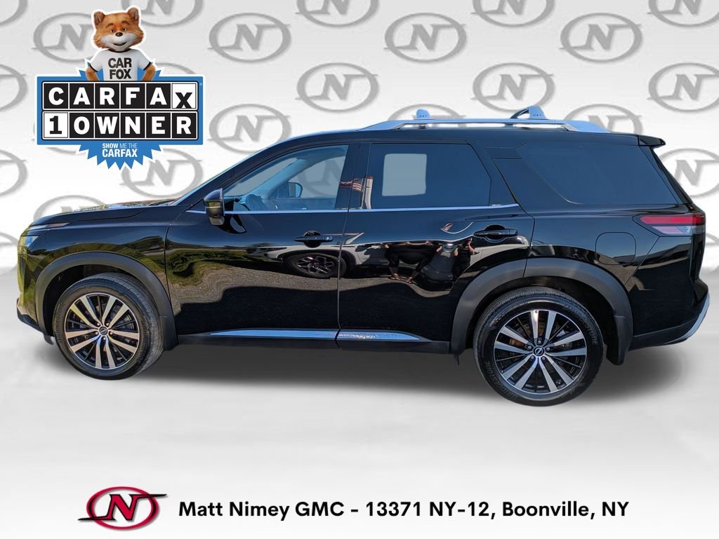 Used 2024 Black Nissan Platinum image 5
