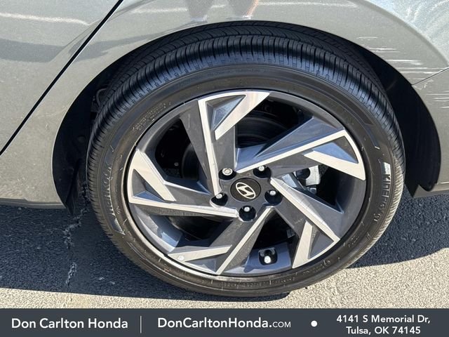 2025 Hyundai Elantra Blue - Photo 24