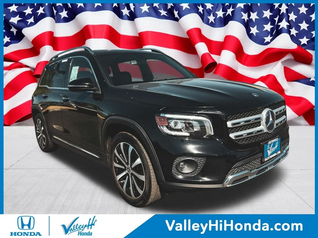 2022 Mercedes-Benz GLB GLB 250's photo