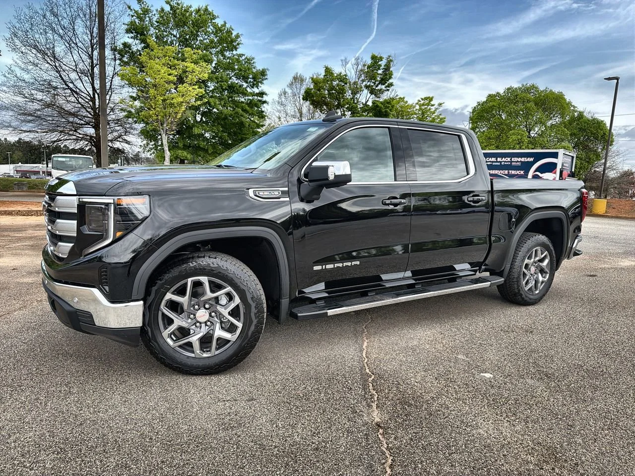 New 2026 Onyx Black GMC SLE image 1