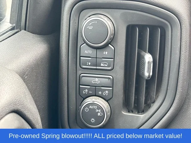 Used 2021 Black Chevrolet Custom image 33