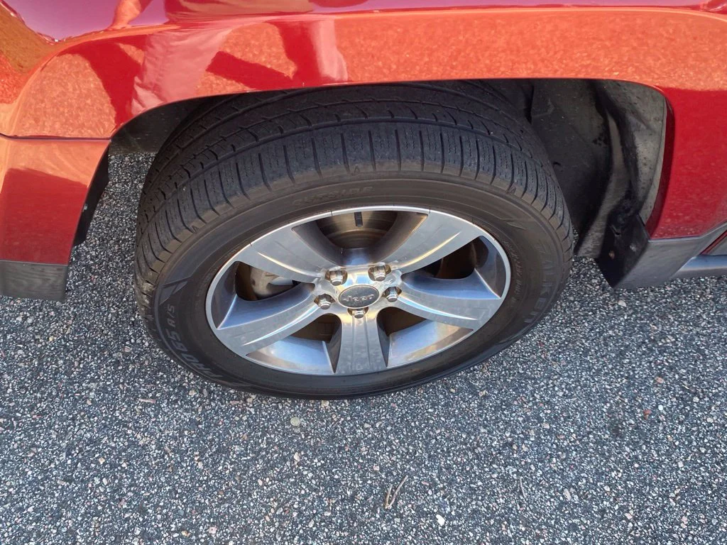 Used 2017 Red Jeep High Altitude image 18