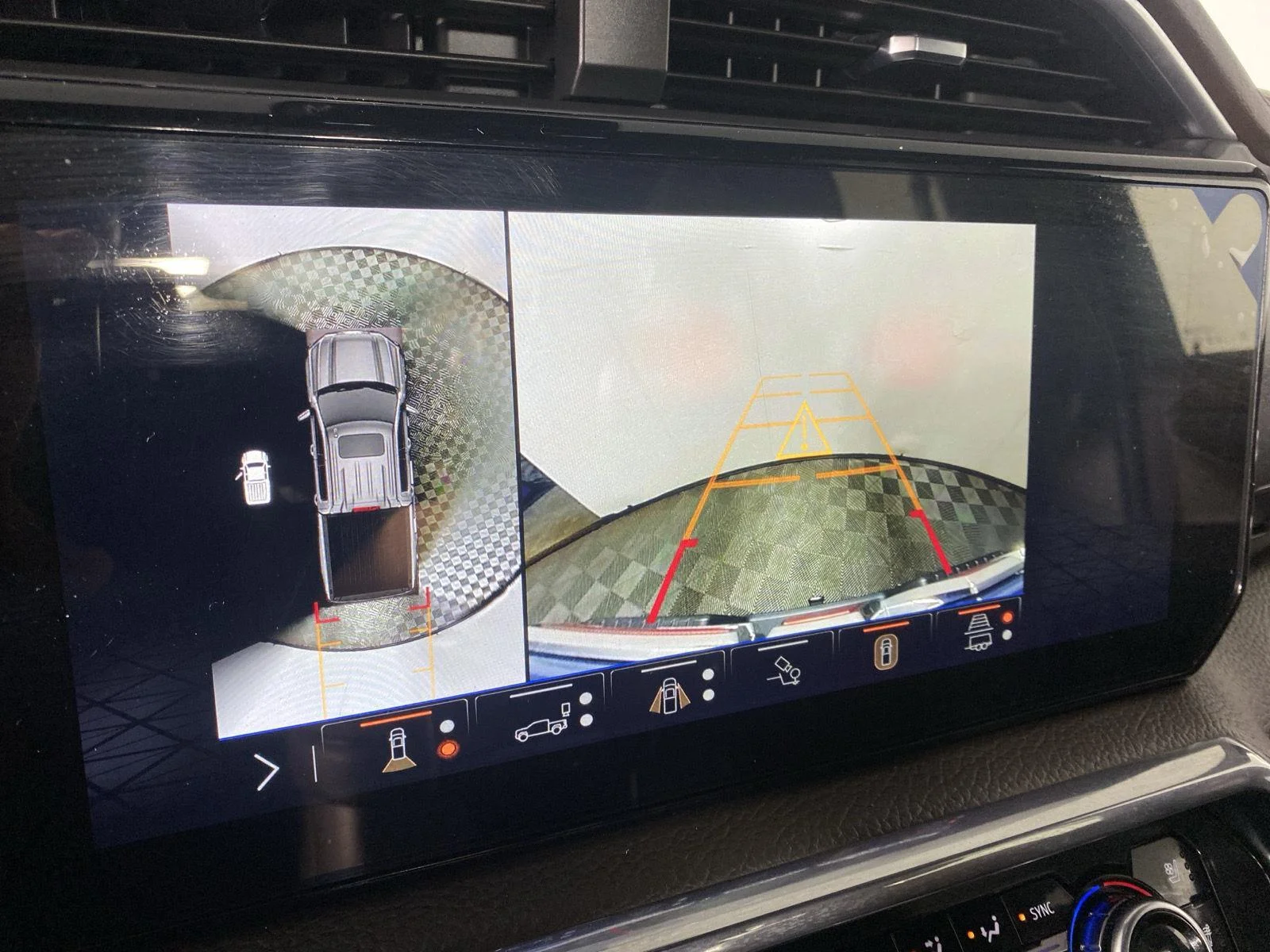Used 2024 Downpour Metallic GMC Denali image 18