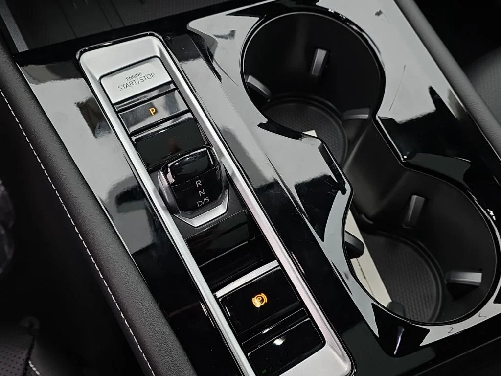 2026 Volkswagen Atlas SE w/Tech - Photo 24