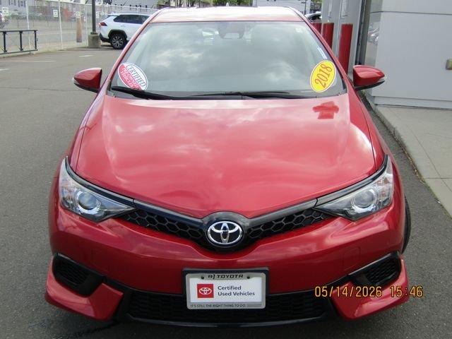 Certified 2018 Toyota Corolla iM Base with VIN JTNKARJE9JJ553189 for sale in New Haven, CT