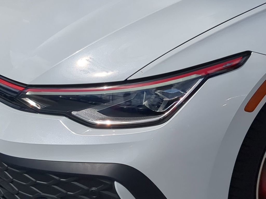 New 2026 White/off-white Volkswagen 2.0T S image 7