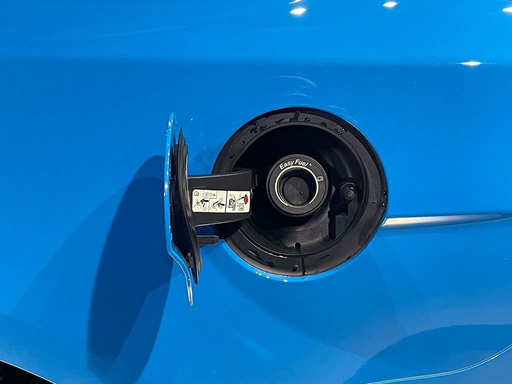 Used 2022 Blue Ford Shelby GT500 image 40