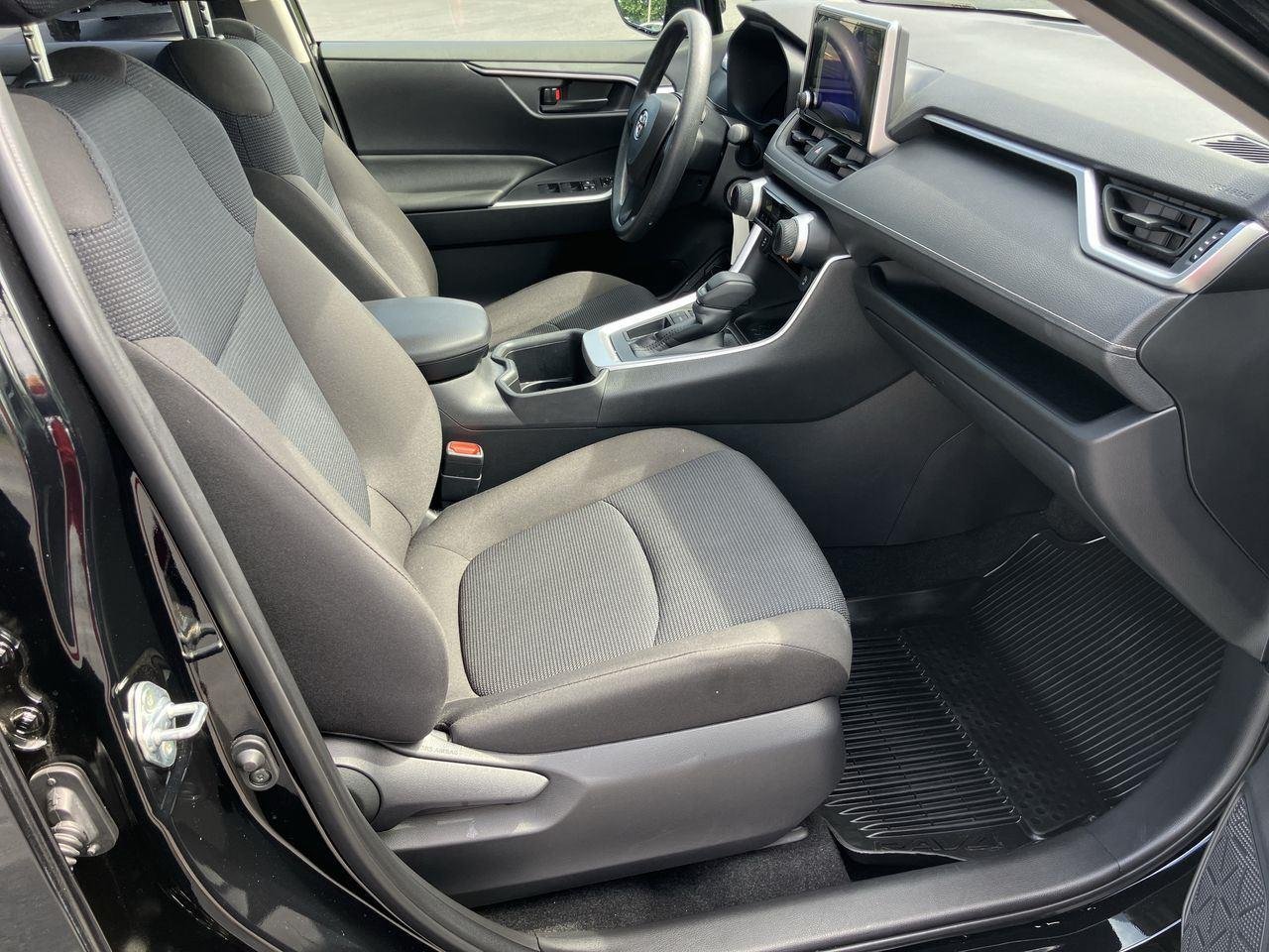 Used 2025 Black (Midnight Black Metallic) Toyota LE image 32
