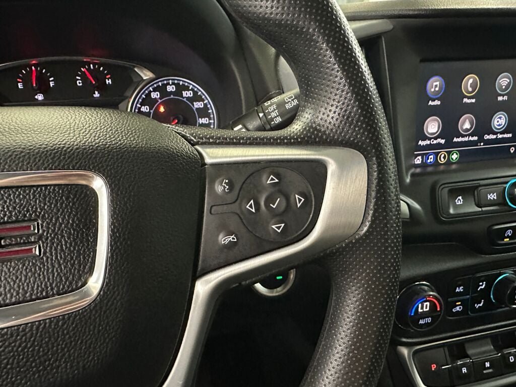 2023 GMC Terrain SLE - Photo 11