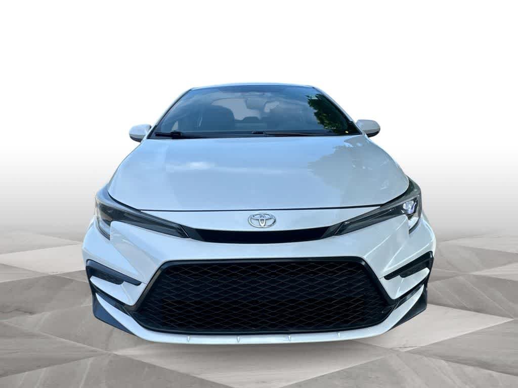 Used 2023 Wind Chill Pearl Toyota SE image 3