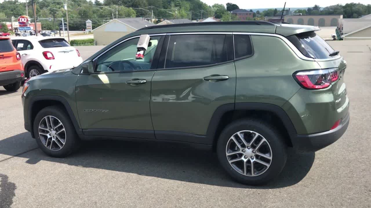 Used 2020 Olive Green Pearlcoat Jeep Latitude w/Sun/Safety Pkg image 6