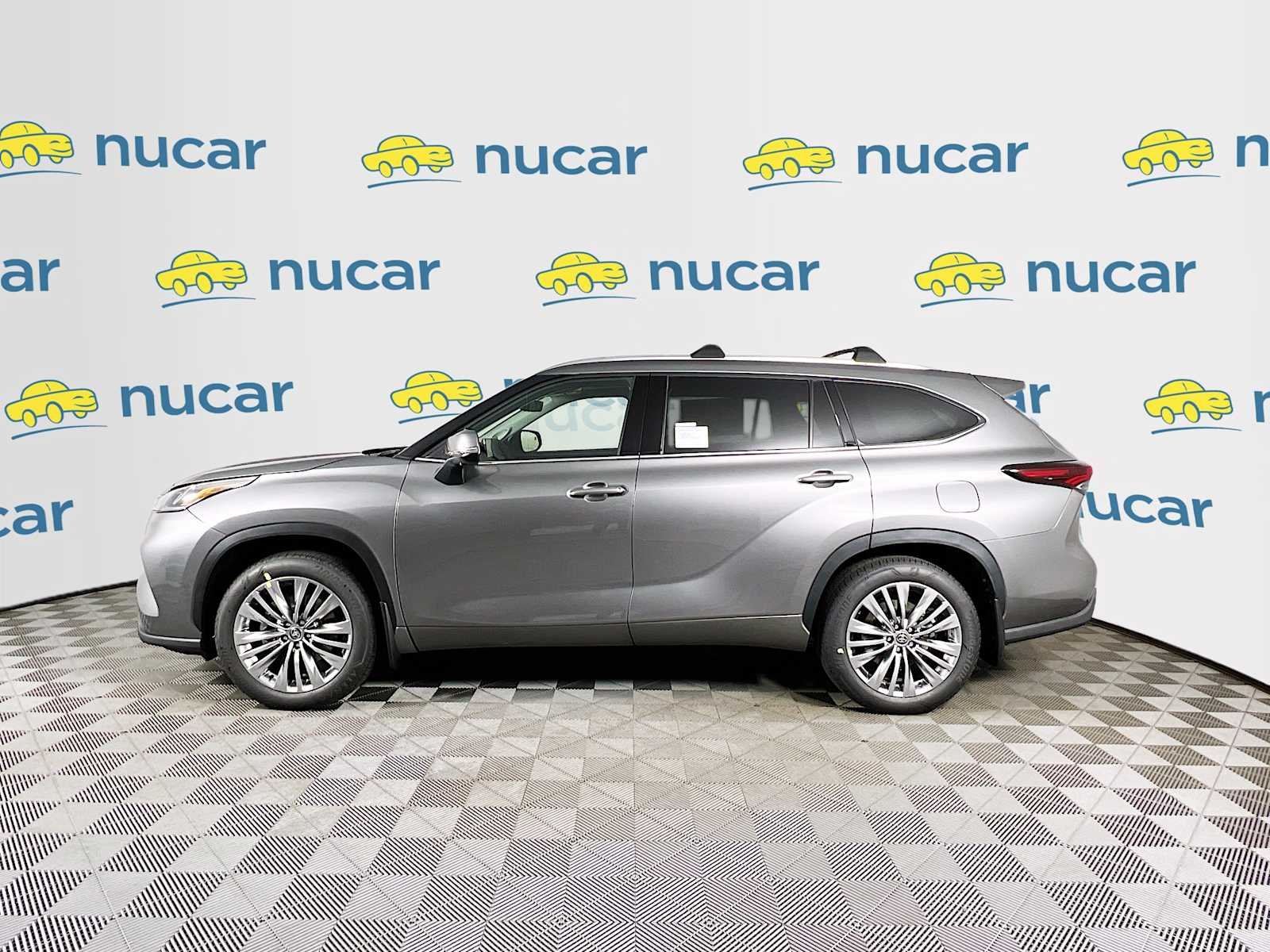 2026 Toyota Highlander — photo 4