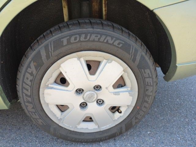 Used 2007 Green Ford S image 24