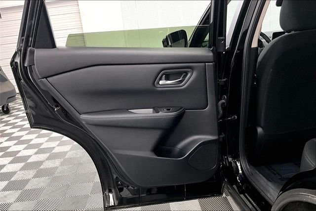 2026 Nissan Rogue SV - Photo 22