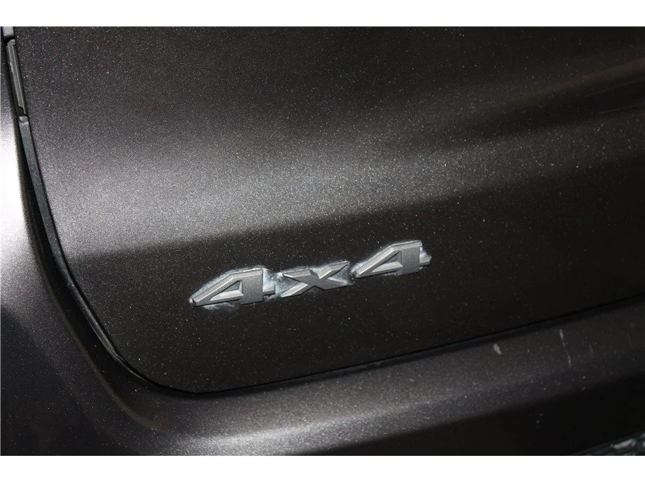 Used 2018 Granite Crystal Metallic Clearcoat Jeep Trailhawk image 17