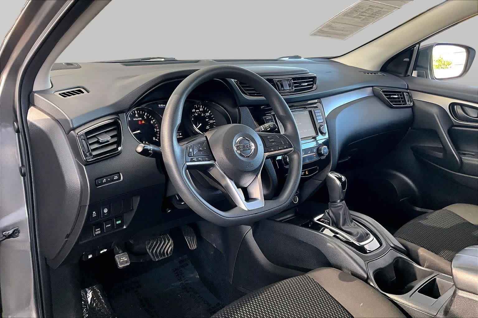 Certified Used 2022 Gun Metallic Nissan S image 17