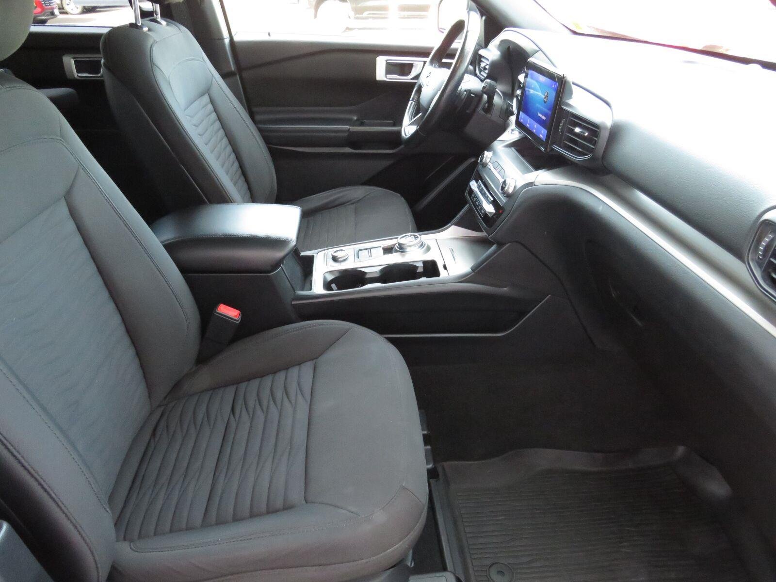 Used 2020 Oxford White Ford XLT image 28