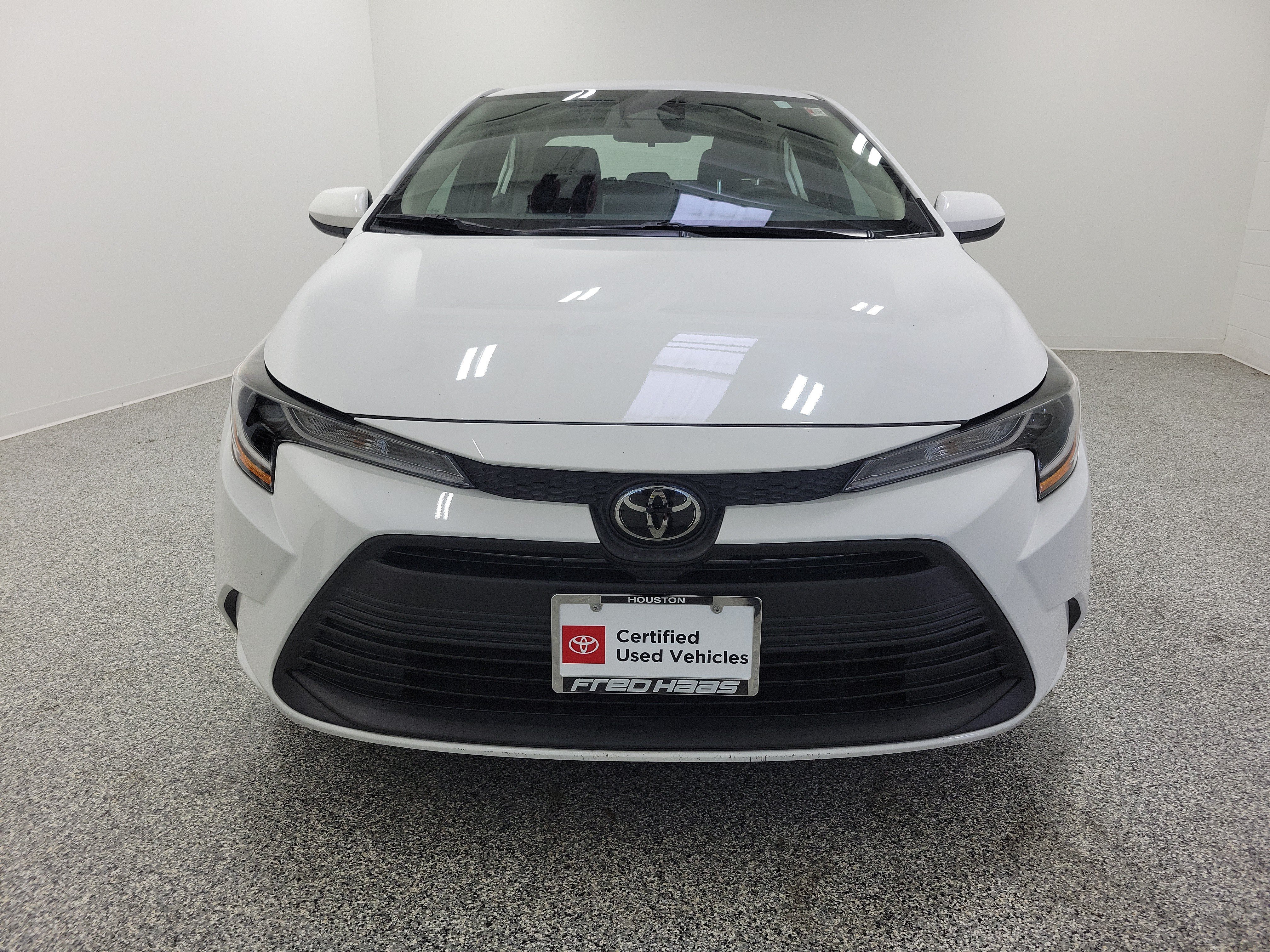 Certified Used 2024 White Toyota LE image 3