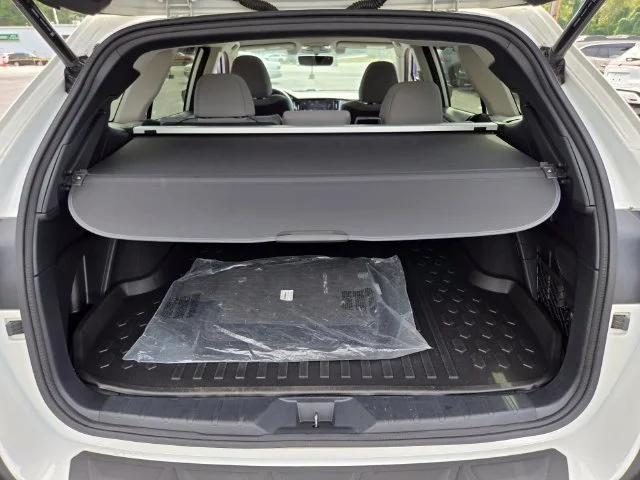 Used 2020 White Subaru Premium image 16