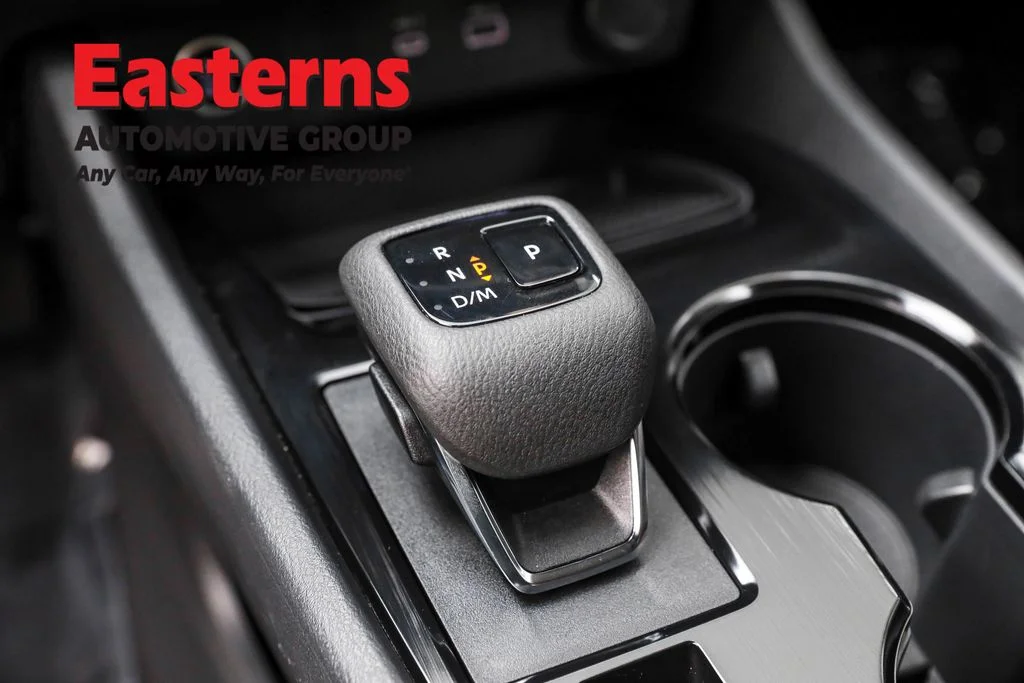 Used 2022 Blue Nissan SV image 13