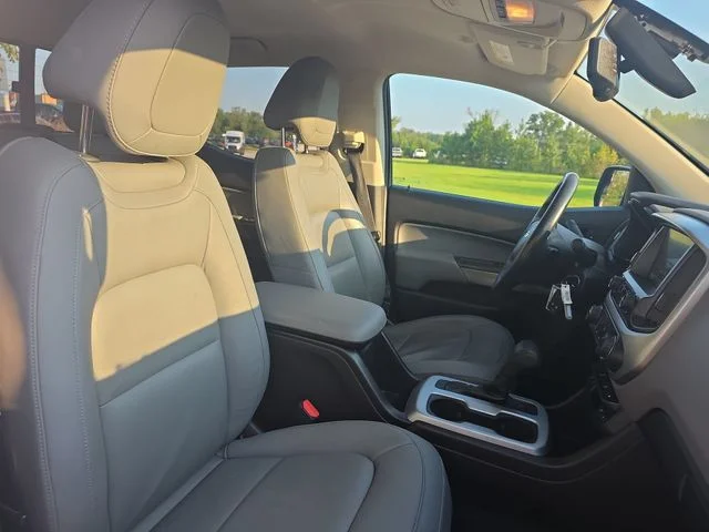Used 2016 White Chevrolet LT image 11