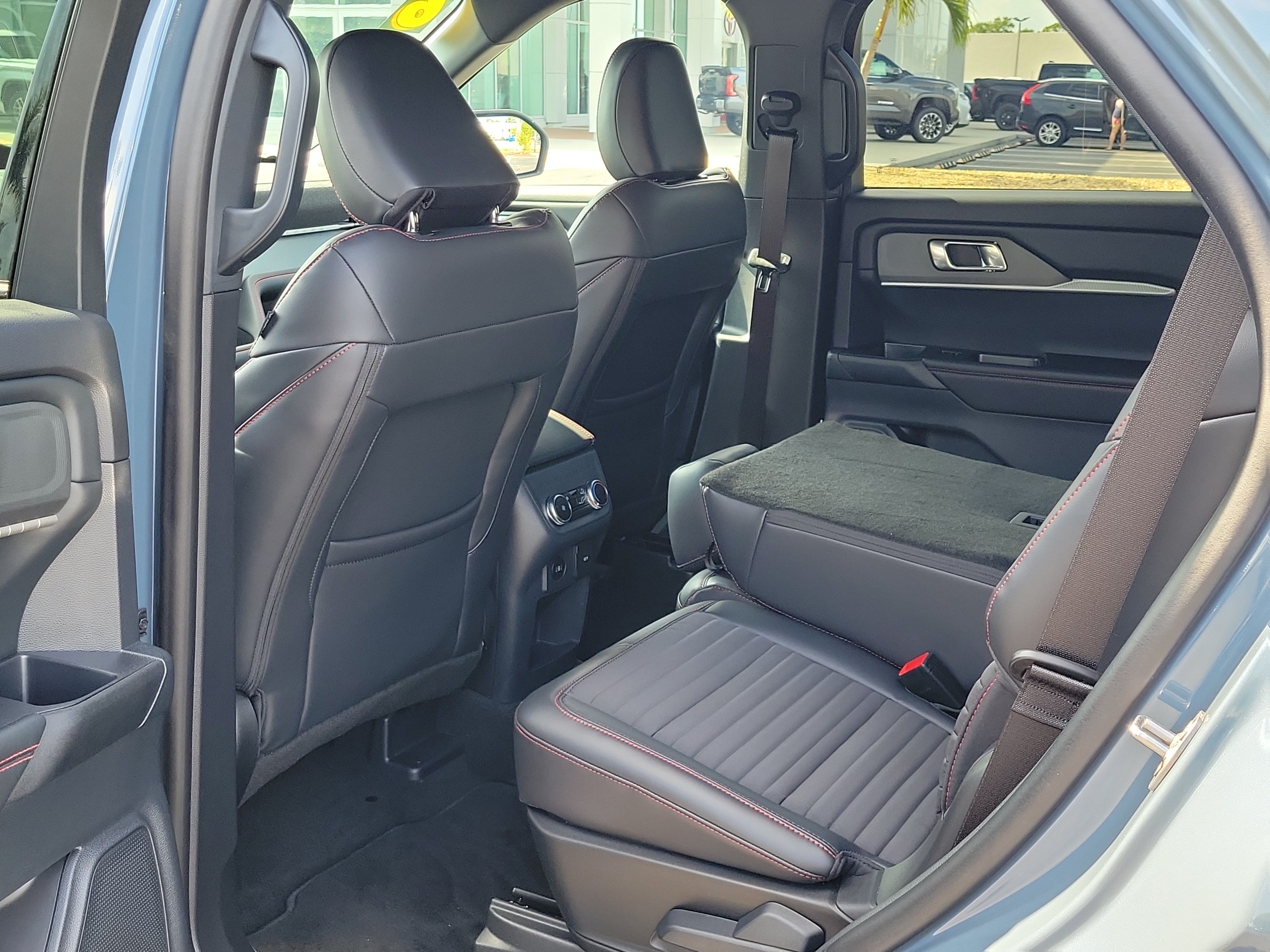 Used 2026 Vapor Blue Ford ST-Line image 12