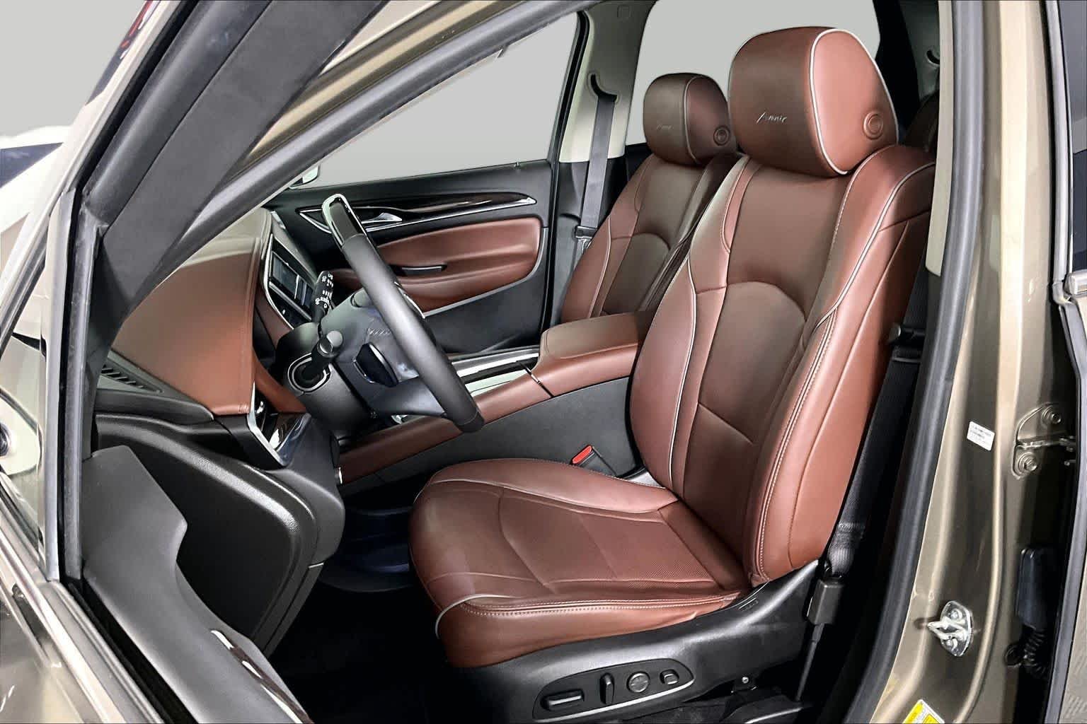 Certified Used 2020 CHAMPAGNE GOLD METALLIC Buick Avenir image 8