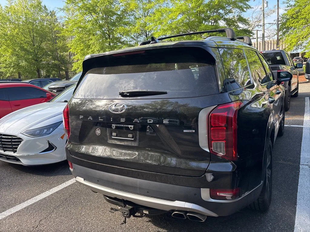 Used 2022 Black Hyundai SEL image 14