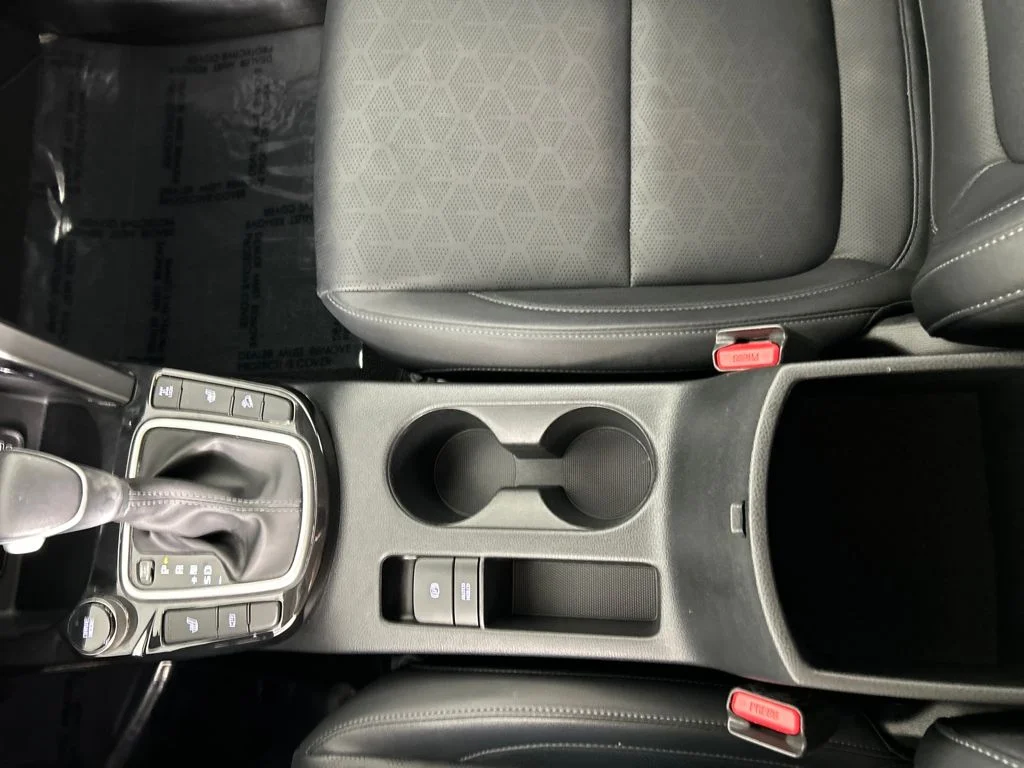 Used 2024 Blue Kia SX image 15