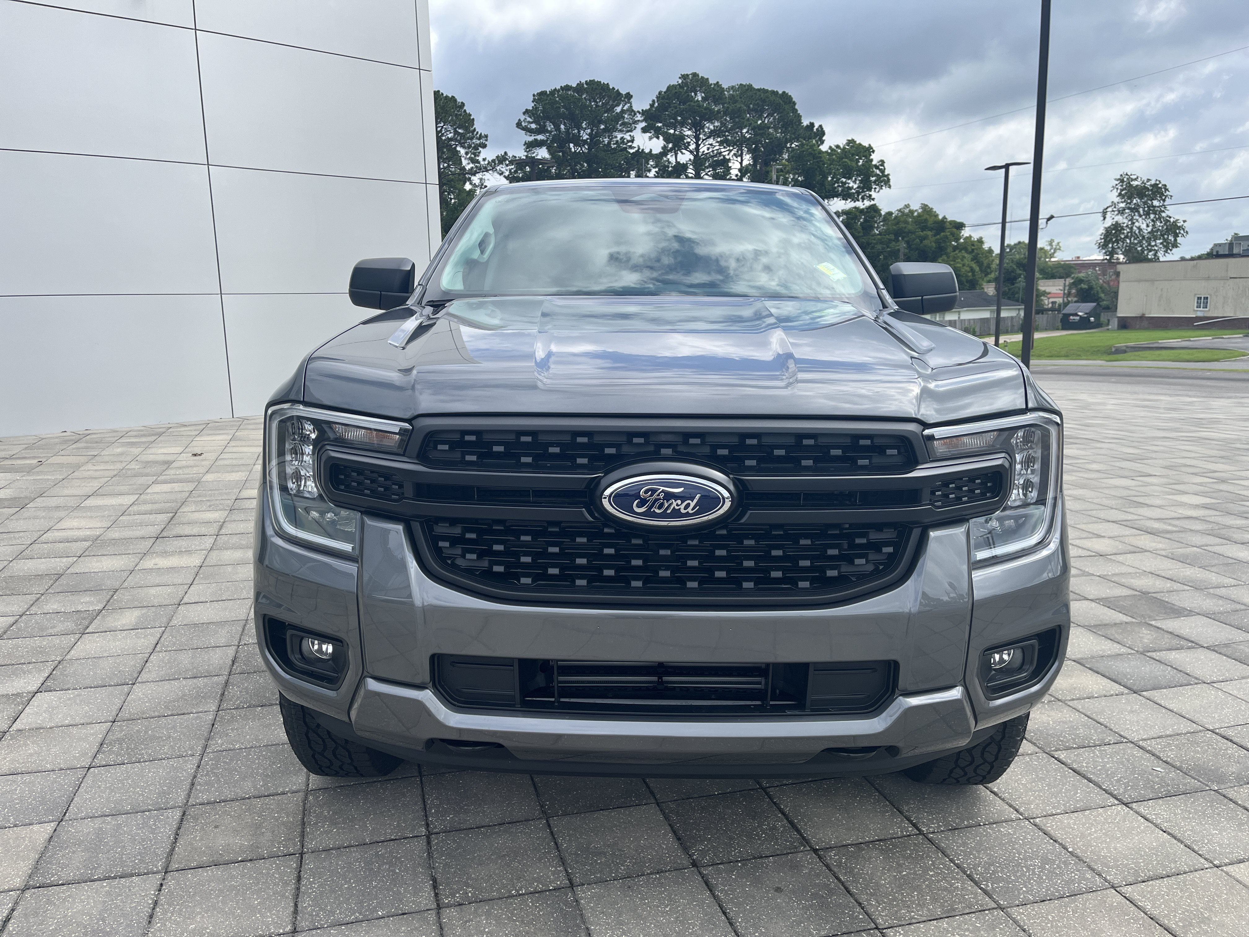 New 2026 Carbonized Gray Metallic Ford XL image 9