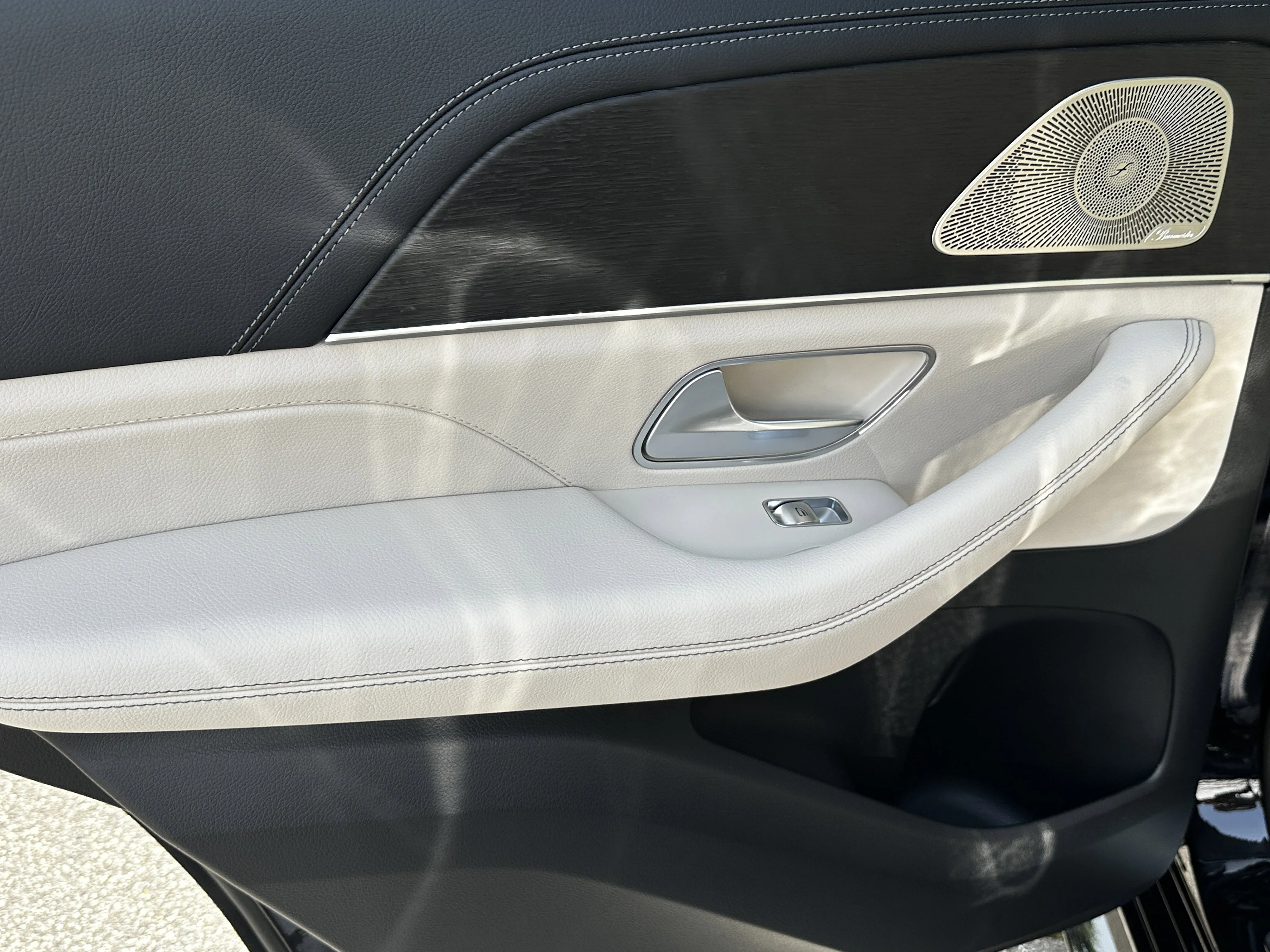 New 2026 Black Mercedes-Benz GLE 450 image 25