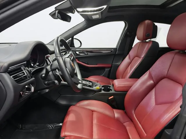 Used 2023 Black Porsche Base image 9