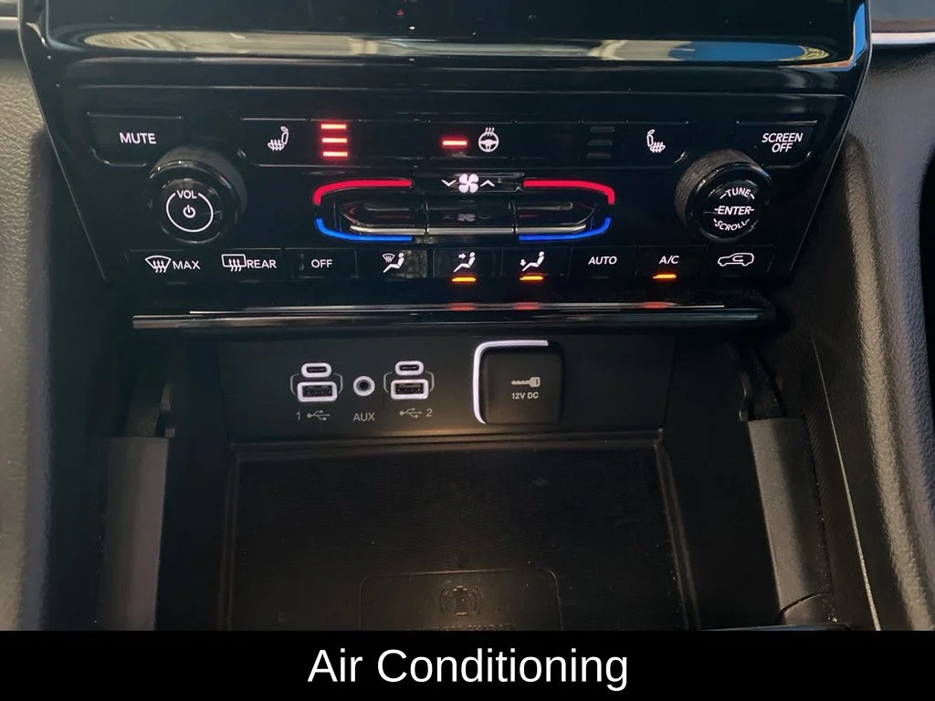 Used 2025 Silver Jeep Altitude image 7