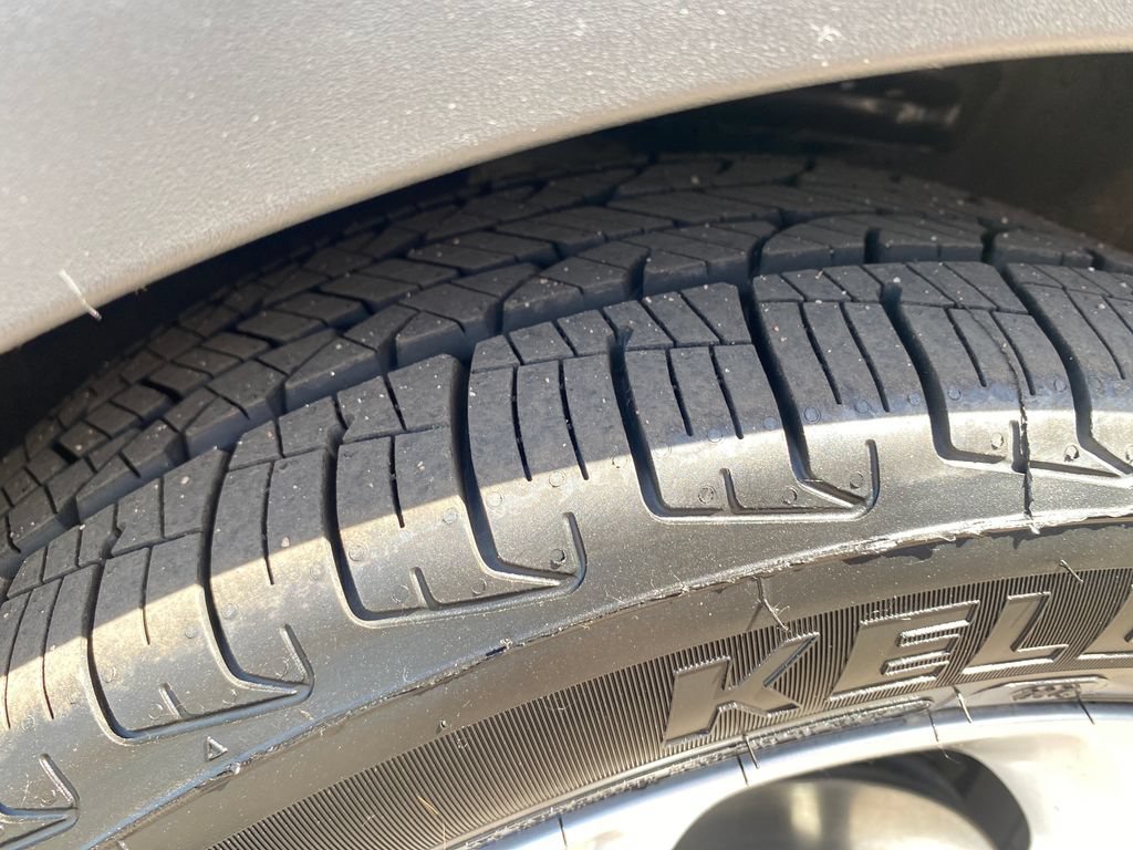 Used 2020 NIGHTFALL GRAY METALLIC Chevrolet LT image 27
