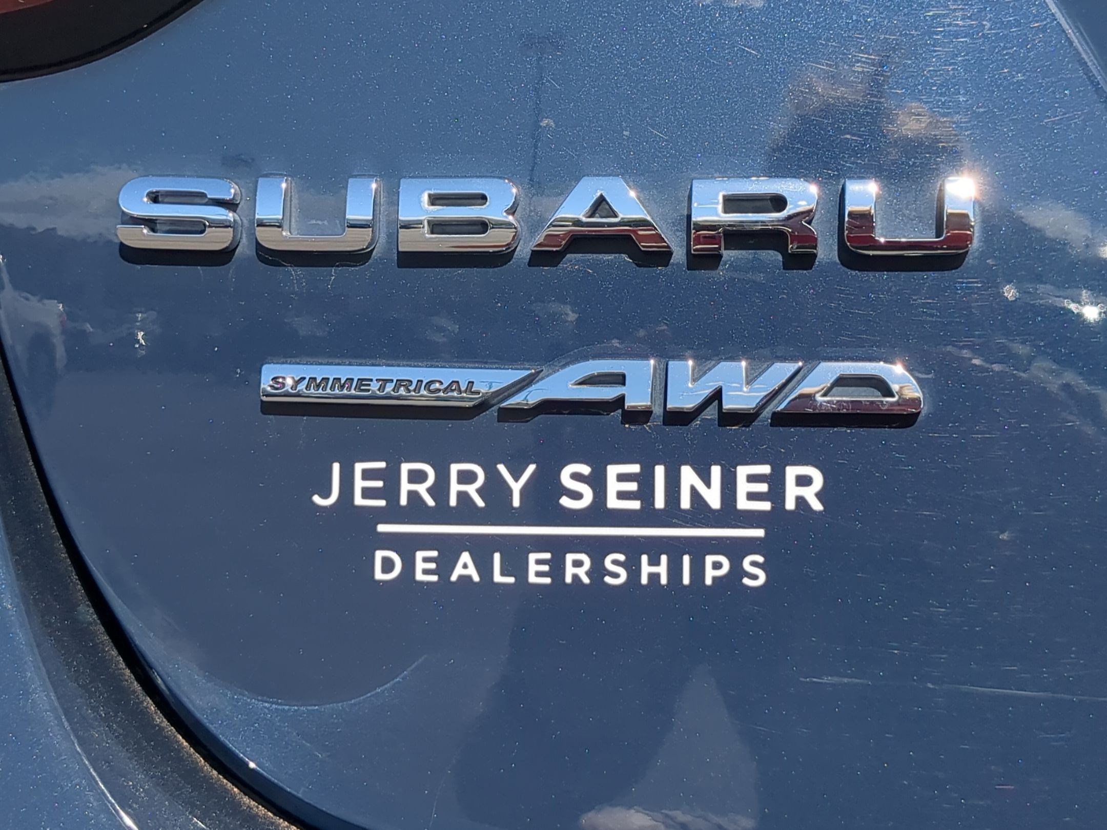 Used 2025 Blue Subaru Premium image 27