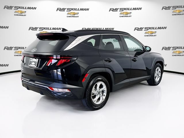 Used 2024 Black Hyundai SEL image 7