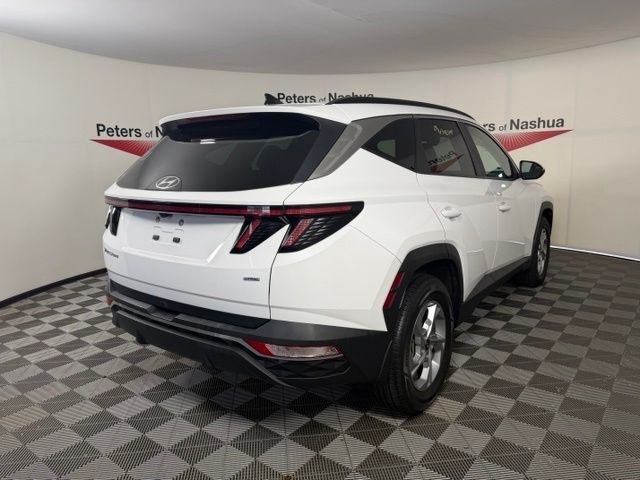 Used 2023 White Pearl Hyundai SEL image 4