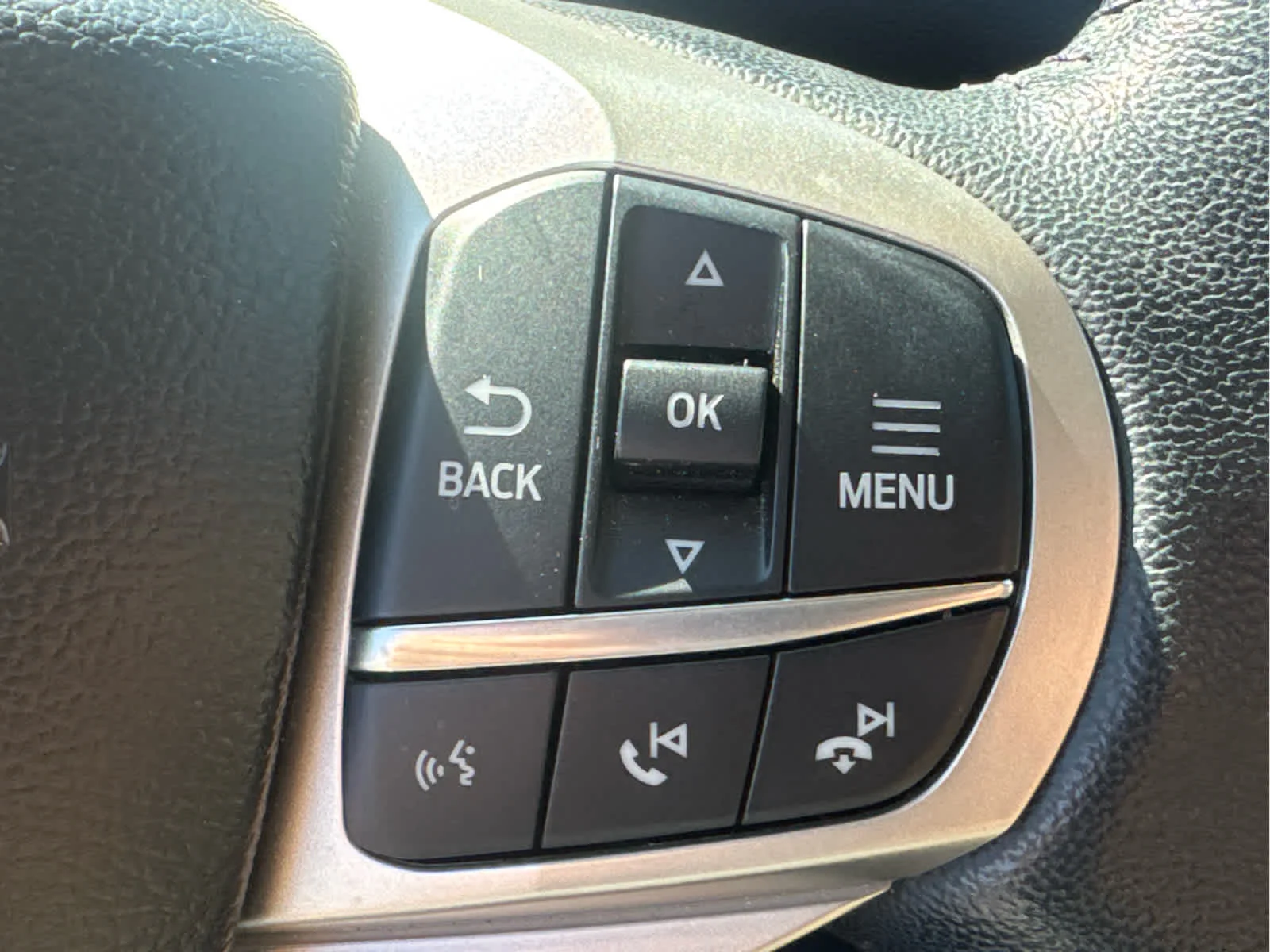Used 2023 Agate Black Metallic Ford XLT image 13