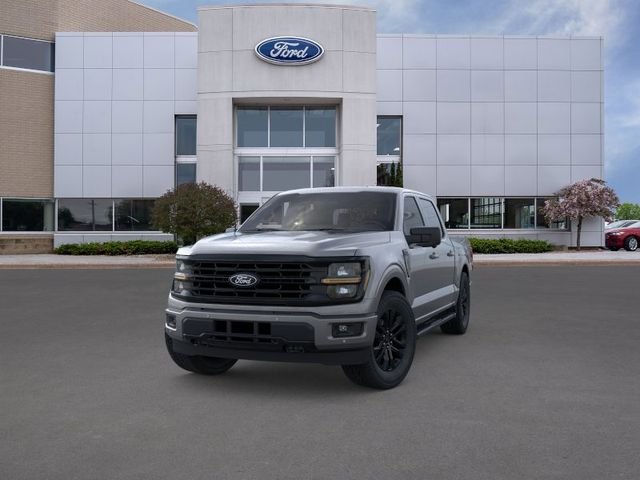 New 2026 Carbonized Gray Metallic Ford XLT image 2