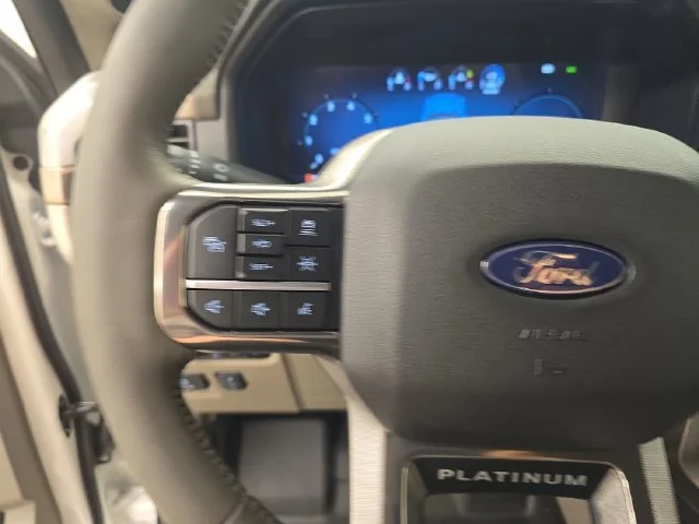 New 2026 Star White Metallic Tri-Coat Ford Platinum® image 41