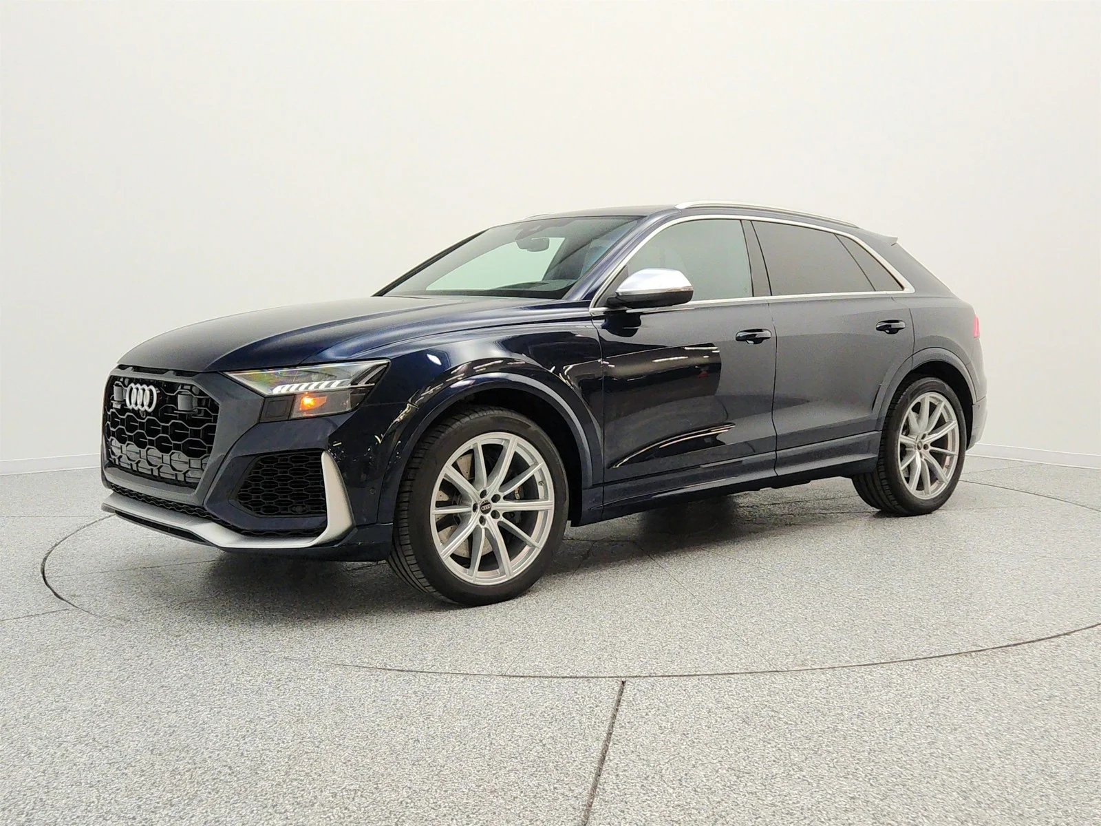 2024 Audi RS Q8 -'s photo