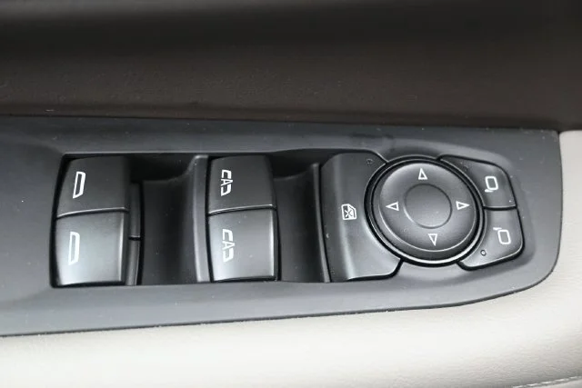 Used 2025 Sterling Gray Metallic Chevrolet LT image 12