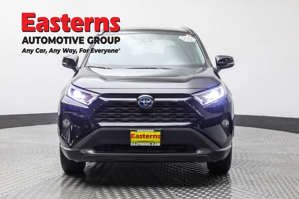 Used 2021 Black Toyota XLE image 2