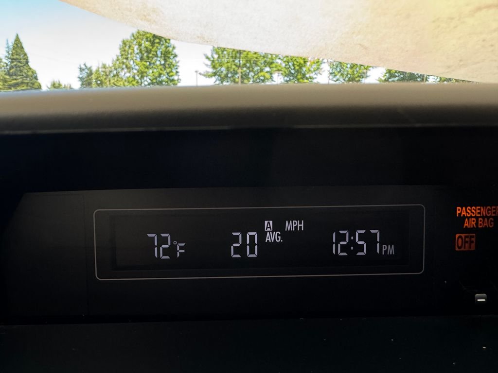 Used 2012 Ice Silver Metallic Subaru 2.0i Premium image 18
